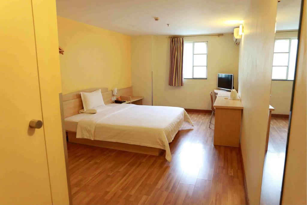 7Days Inn Sanqiao Hou Ba Guiyang  Kamer foto